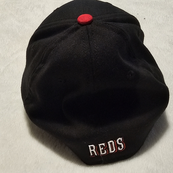 Cincinnati Reds Flex lg/xl New Era hat - Picture 4 of 7